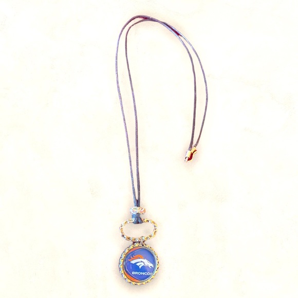 Denver Bronco necklace - Picture 1 of 1